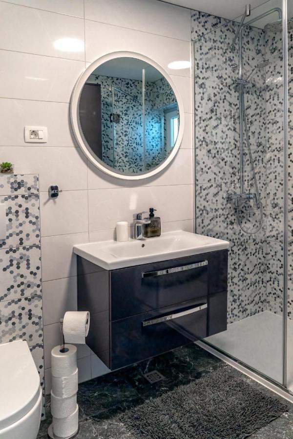 Comfort Apartment Dorin Makarska Esterno foto